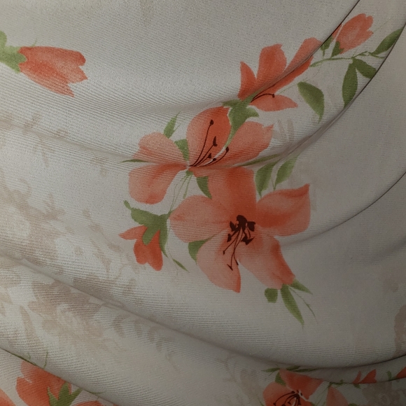 Floral print Maxi Skirt - Picture 4 of 5